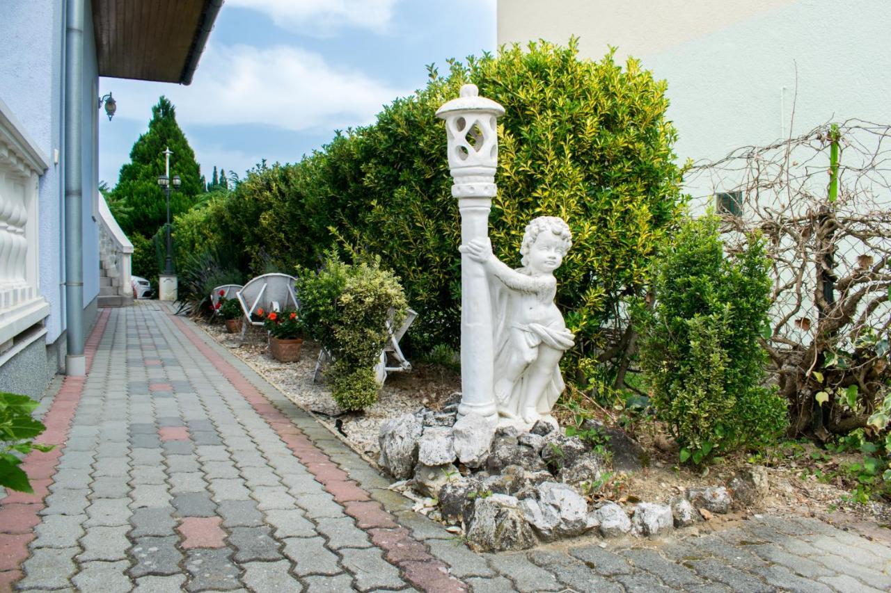 Levendula Apartman Zalakaros Bagian luar foto